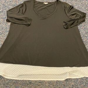 Avenue 2 layer top sz. 18/20